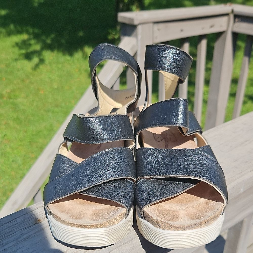 FLY London Black Leather Wedge Sandals Size 39